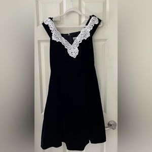 80s Vintage Zum Zum Black Velvet off the Shoulder Dress With white appliqué